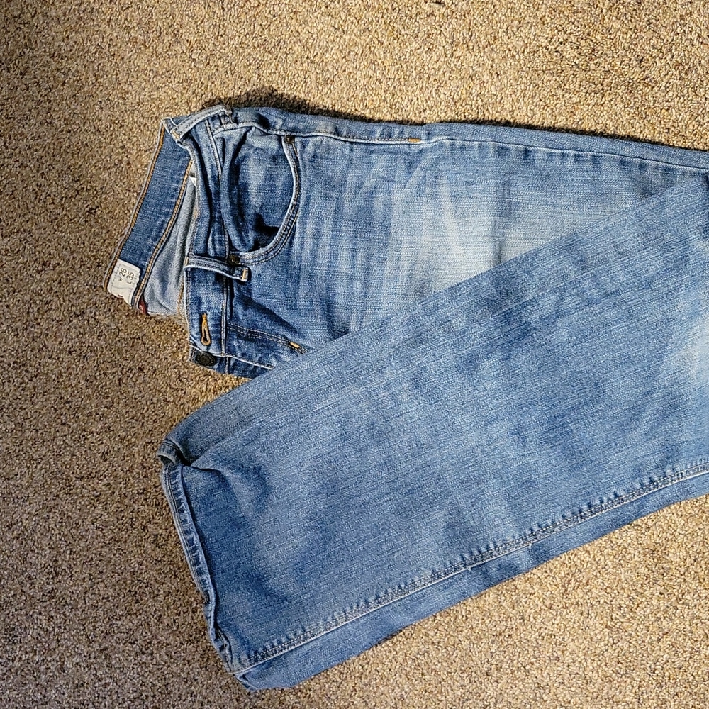 Hollister jeans